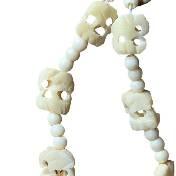 Vtg Hand-Carved Celluloid Elephant Pendant 20" Necklace Barrel Clasp 40s Jewelry - Picture 5 of 10